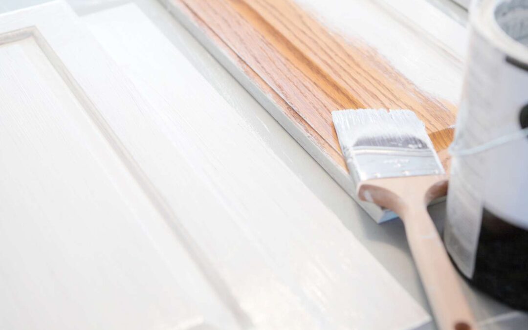 5 Benefits of Painting Your Kitchen Cabinets Over Buying New Ones